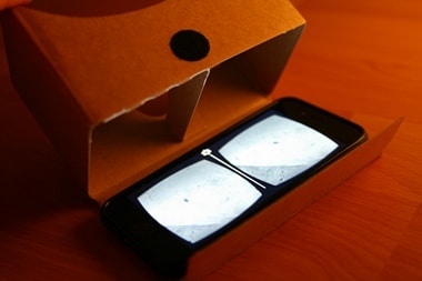 VR iPhone Cardboard